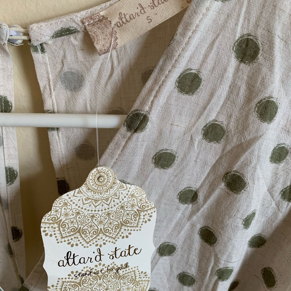 ✨NWT Altar’d State Polka Dot Wrap Dress - Picture 3 of 4